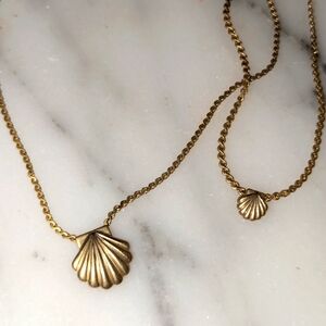Childs Seashell Set - Necklace+ Bracelet Goldtone